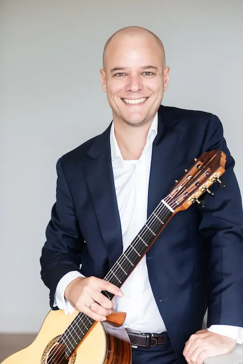 Dr. Simon Powis, classical guitar teacher